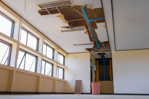 Best Emergency water damage restoration  in Saybrook On The Lake, OH